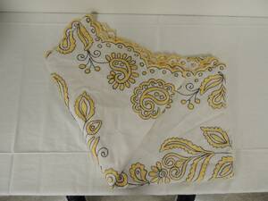 Broderad duk