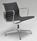 Charles Eames. Kontorstol, model EA-108, sort hopsak 