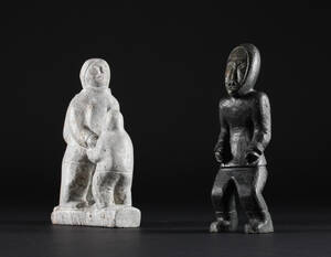 Grønlandica. To fedtstens figurer. 2 