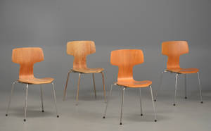 Arne Jacobsen. Sæt på fire stole model 3103 samt en reservedelsstol 5