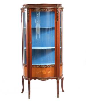Vitrinskåp, Louis XVI-stil, 1900-tal 