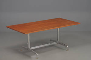 Charles Eames. Rektangulært spisebord af teakaluminium