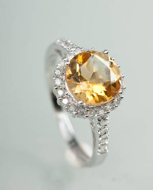 Citrin- og diamantring
