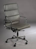 Charles  Ray Eames Kontorstol model soft pad Alu Chair EA 219