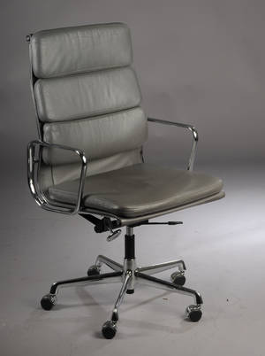 Charles  Ray Eames Kontorstol model soft pad Alu Chair EA 219