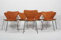 Arne Jacobsen. Sæt på otte stole model 3107. 8