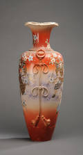 Stor japansk vase af porcelæn