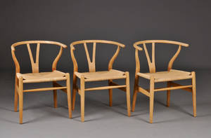 Hans J. Wegner. Sæt på tre Y-stole, model CH-24 i eg 3