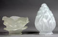 To kasser med lampeskærme, matteret glas ca. 40 stk