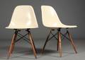 Charles Eames. Sæt på to skalstole, model DSW 2 