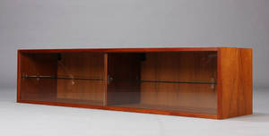 Væghængt vitrineskab udstillingsmontre, teaktræ, dansk møbelproducent