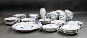 Bing  Grøndahl og Kgl. P. service, Musselmalet kaffestel 51