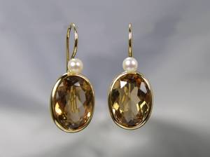 Ohrhänger mit Topas und Perle in Gelbgold  2 