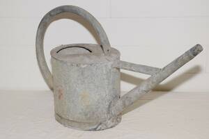 Bleckplåtskanna utan pip