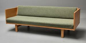 Hans J. Wegner. Briks  daybed i eg, model GE-258