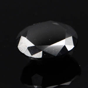 Uindfattet behandlet sort diamant ca 7.26 ct.