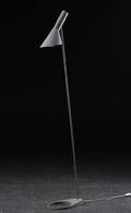 Arne Jacobsen. AJ standerlampe