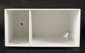 Peter J. Lassen. Montana HIFI model 6213, dybde 46 cm