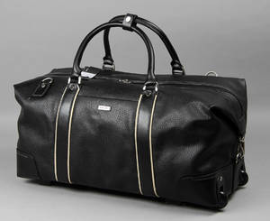 Apples. Rejsetaske i sort læder.