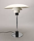 Poul Henningsen 1894-1967. PH 4½  3½ bordlampe