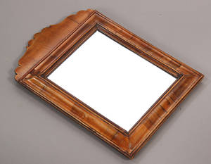 Rococo spejl af nøddetræ ca. 1760