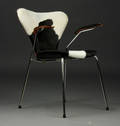 Arne Jacobsen. 7er armstol, koskind 