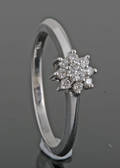 18kt. diamond cluster ring approx. 0.25ct