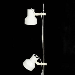 GOLVLAMPA, vitlackerad metall, Belid, typ G116.