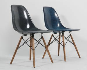 Charles Eames Par  skalstole i grå og blå glasfiber 2 