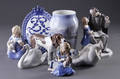 Samling figurer mm. af porcelæn Kgl. P.  8