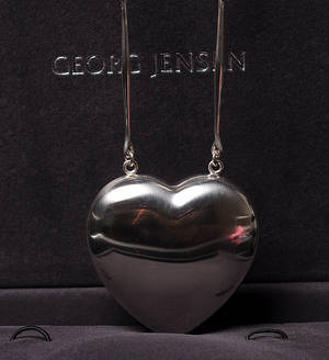 Astrid Fog for Georg Jensen - stor hjertekæde model Joy 