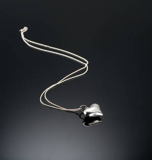 Cosmo halsbånd med hjertevedhæng