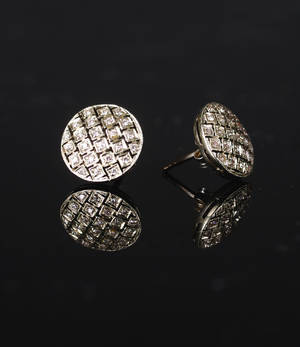 Örhängen, 1 par, vittguld 18K, med briljanter tot. ca 0,48 ct