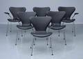 Arne Jacobsen. Seks armstole model 3207 sort læder 6