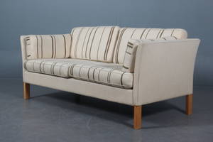 Erik jørgensen. To-pers. sofa, uld.
