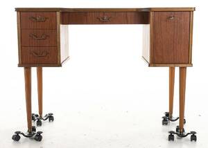 SKRIVBORD, Teak, 1900 - talets andra hälft