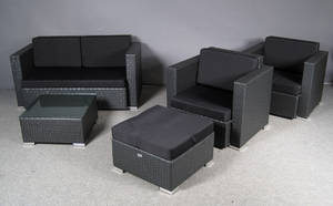 Havemøbelsæt. Model Phuket. Sofa  2 stole  bord  puff 3