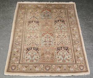 Persisk Tabriz tæppe, 203x143 cm.