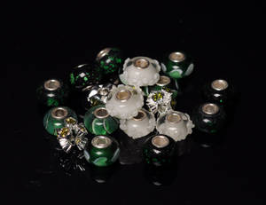 Charlotte Borgen beads - grønne nuancer 20