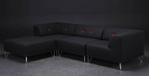 Nomad DOT modulsofa, betrukket med antrazitgråt filtuldstof, forkromede metalben