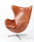 Arne Jacobsen. Ægget. Lænestol, cognacfarvet anilinlæder Denne vare er sat til omsalg under nyt varenummer 4307795