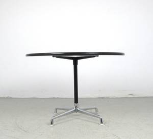Charles Ray Eames, Esstisch Modell Universal