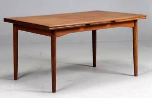 Dansk møbelproducent. Spisebord af teak med hollandsk udtræk