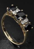 Safir- og diamantring 
