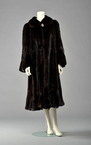 Pelskåbe af mahogny mink ca. str. 42-46