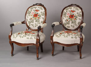 Et par nyrococo armstole af mahogni, ca. 1880. 2