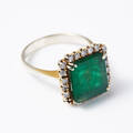 Ring guld smaragd diamanter  