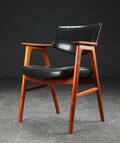 Erik Kirkegaard, armstol af teak