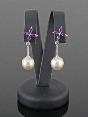 South sea pearl earrings with amethyst and sapphire 2