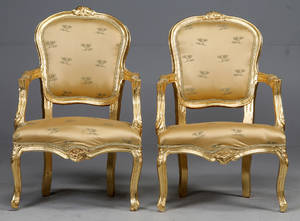 Par armstole, guldbemalet træ, 192000 tallet 2